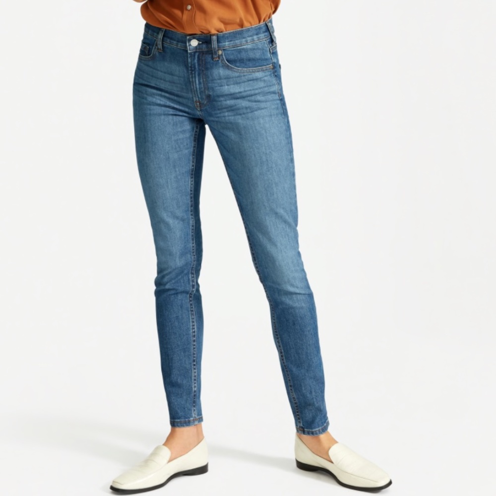 Mid-Rise Ankle Skinny Jean